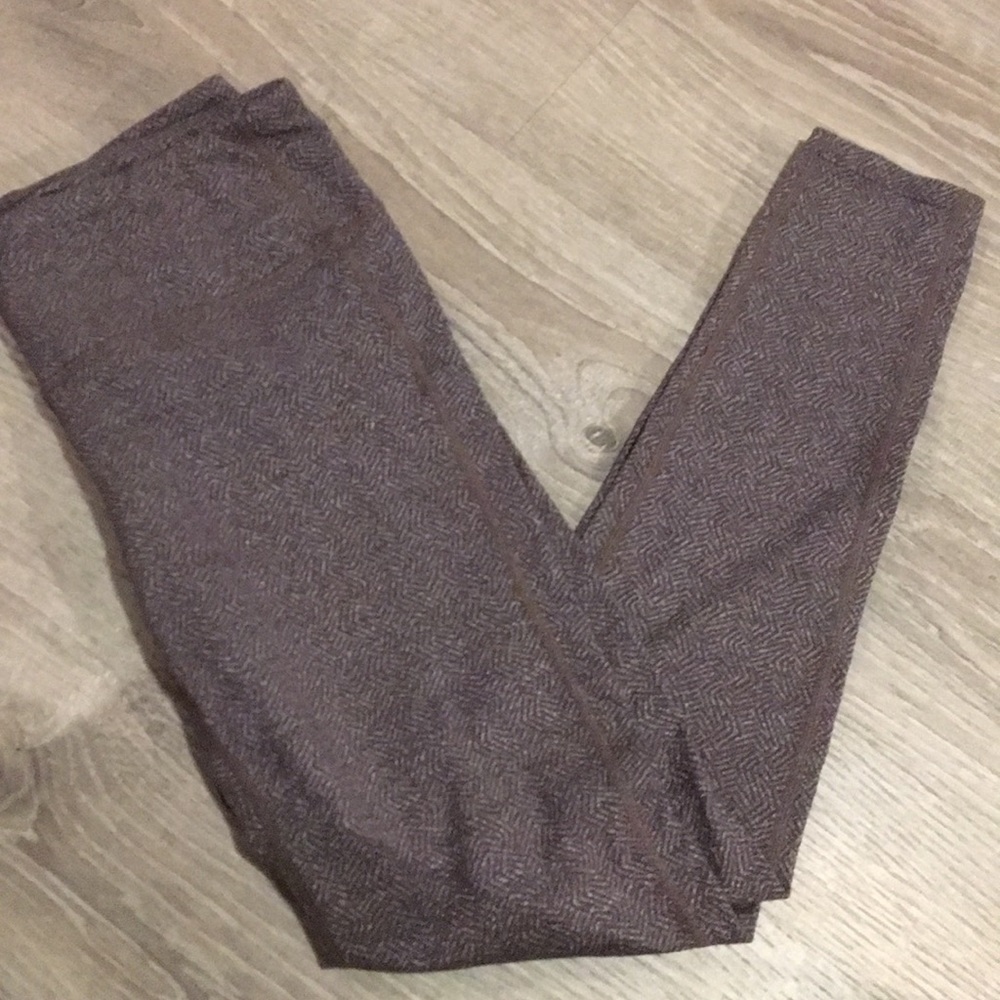 Grey Patterned Athleta Leggings